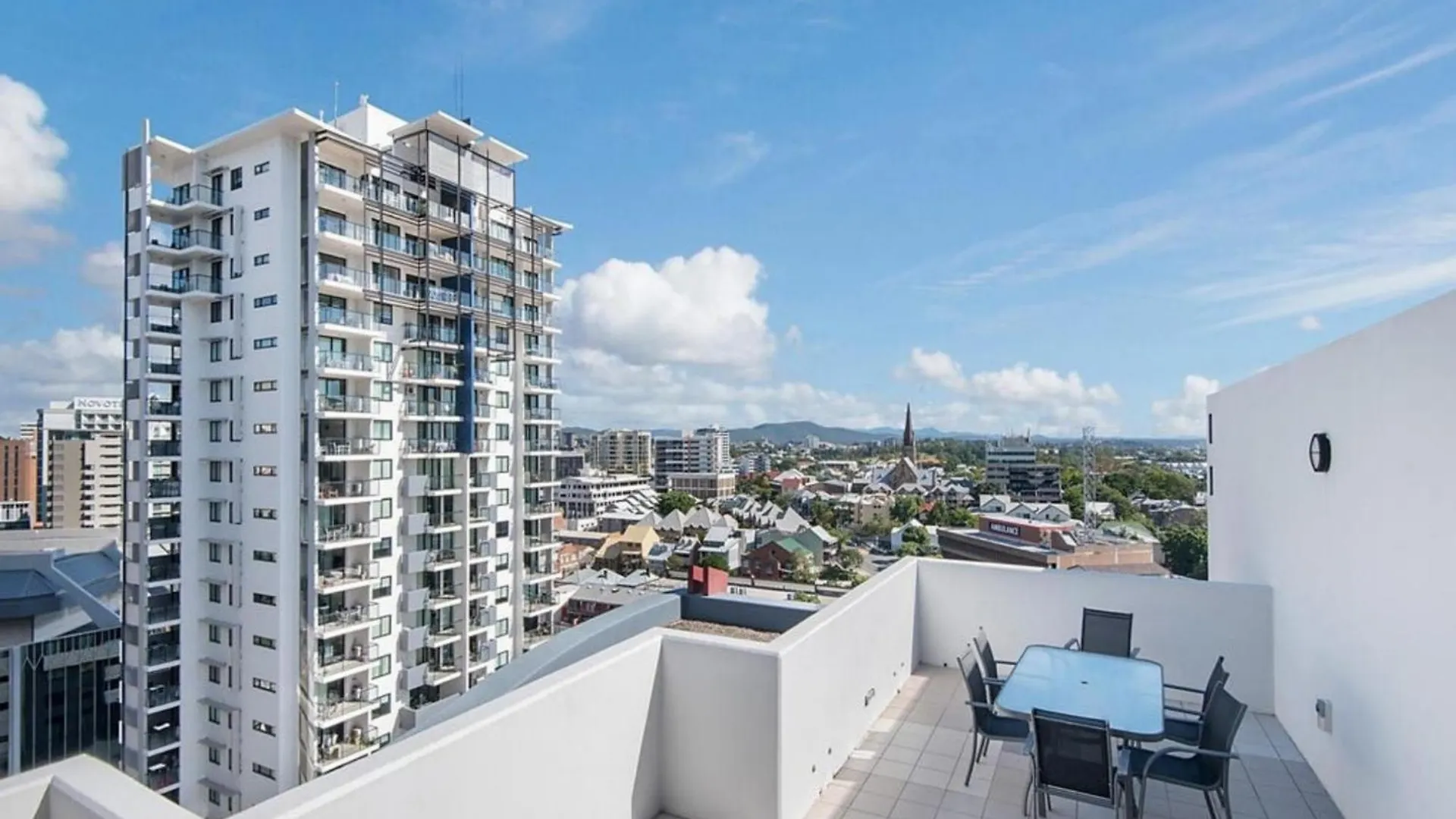Metropolis Apartments Brisbane City